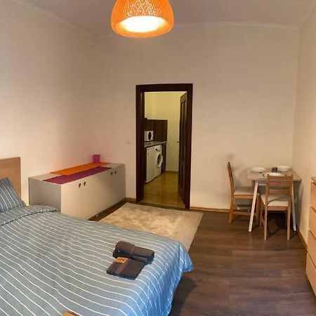 صوفيا Opera Apartment 2 With Wifi & Tv المظهر الخارجي الصورة